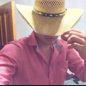 Meet your Posher, Jorge a.